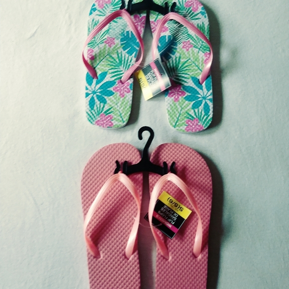 Two Set Of Women's Flip Flops Sandals.👡 - Picture 2 of 3